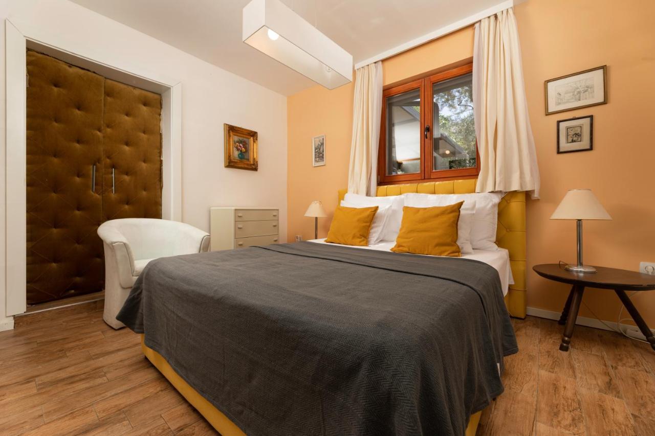 Apartments Ana Malinska Bagian luar foto